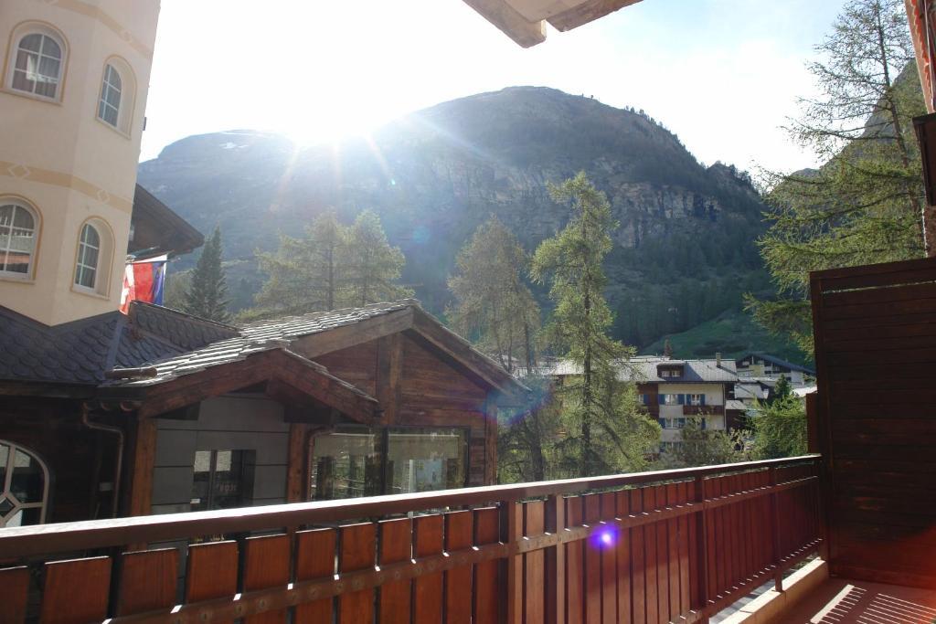 Myzermatt Monazit Apartman Szoba fotó