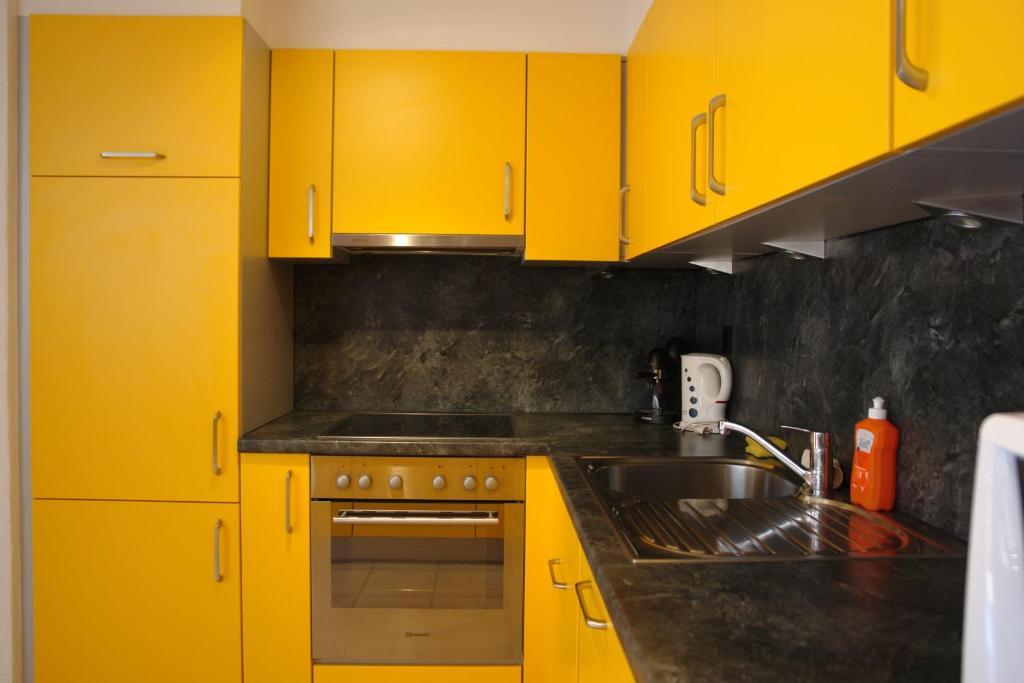 Myzermatt Monazit Apartman Szoba fotó
