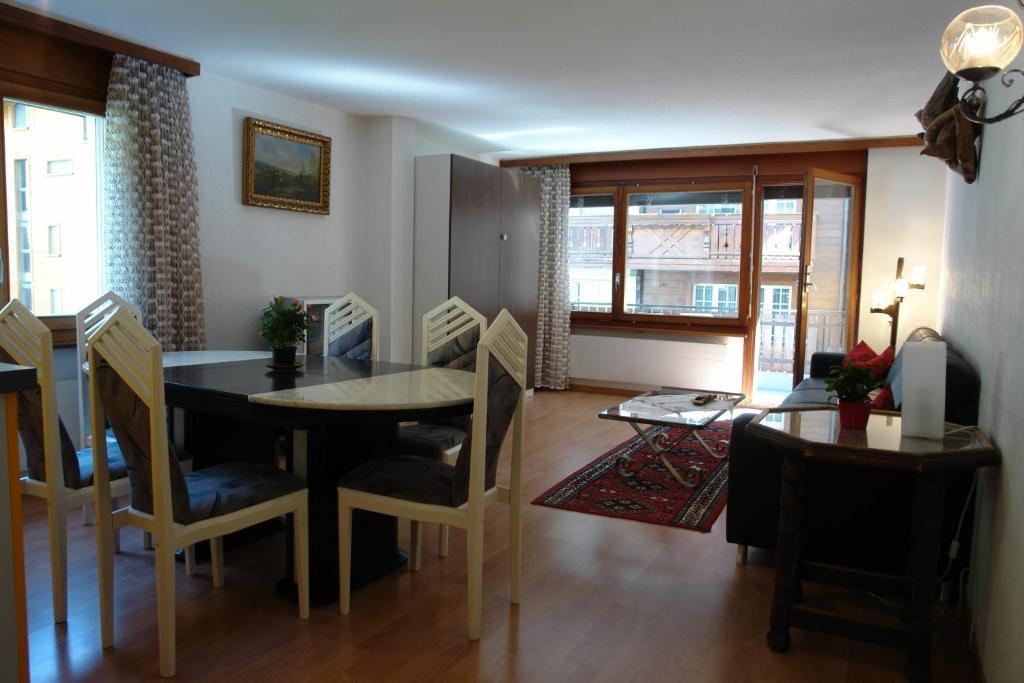 Myzermatt Monazit Apartman Szoba fotó