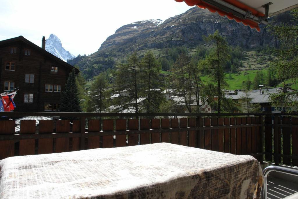 Myzermatt Monazit Apartman Szoba fotó