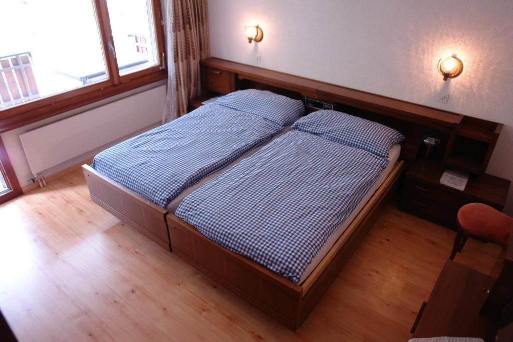 Myzermatt Monazit Apartman Szoba fotó