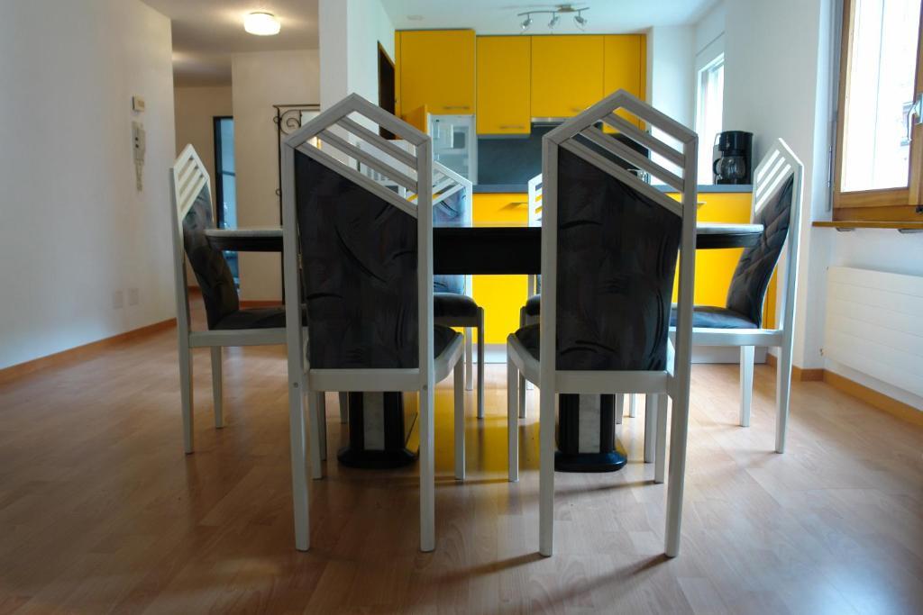 Myzermatt Monazit Apartman Szoba fotó