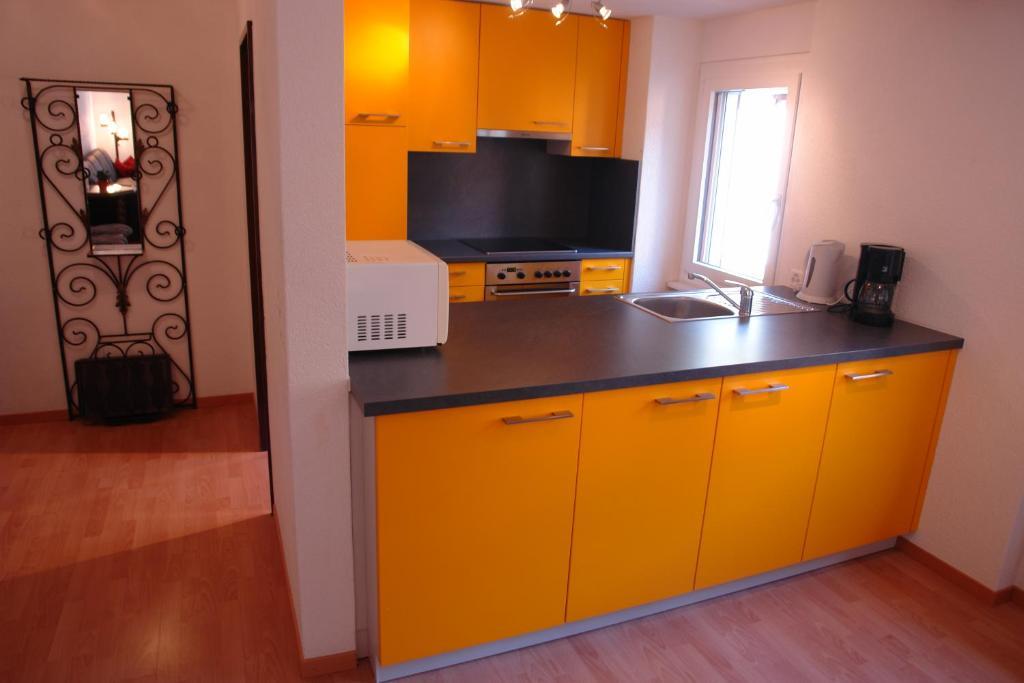 Myzermatt Monazit Apartman Szoba fotó